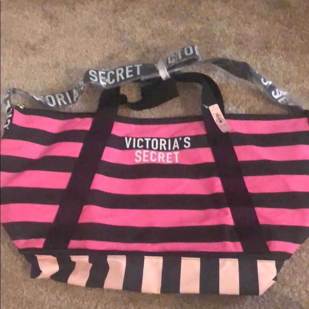 VS duffle bag